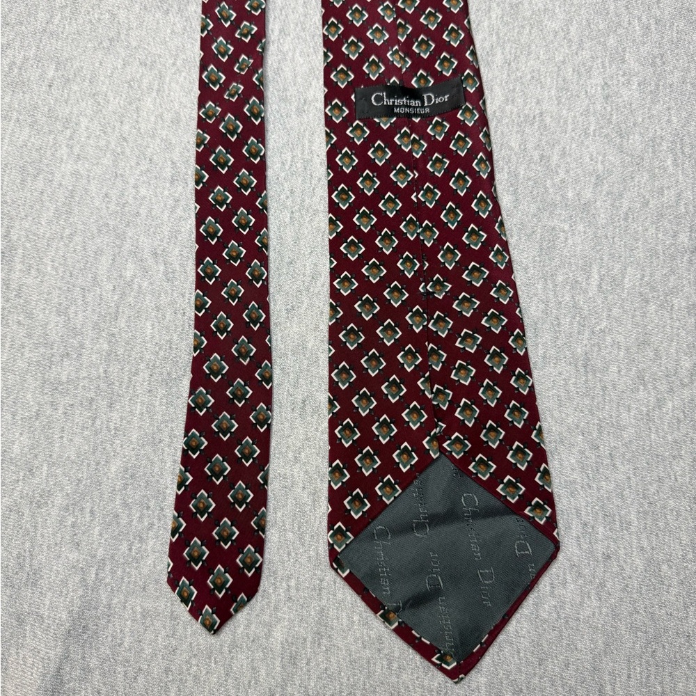 Dior Red and Green Silk Tie with Geometric Pattern